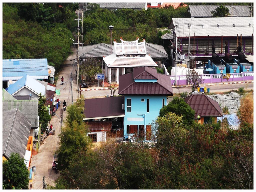 Sichangstyle Resort Ko Si Chang Bagian luar foto