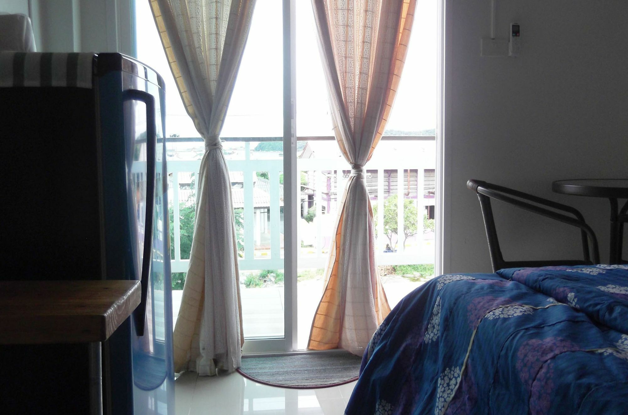 Sichangstyle Resort Ko Si Chang Bagian luar foto
