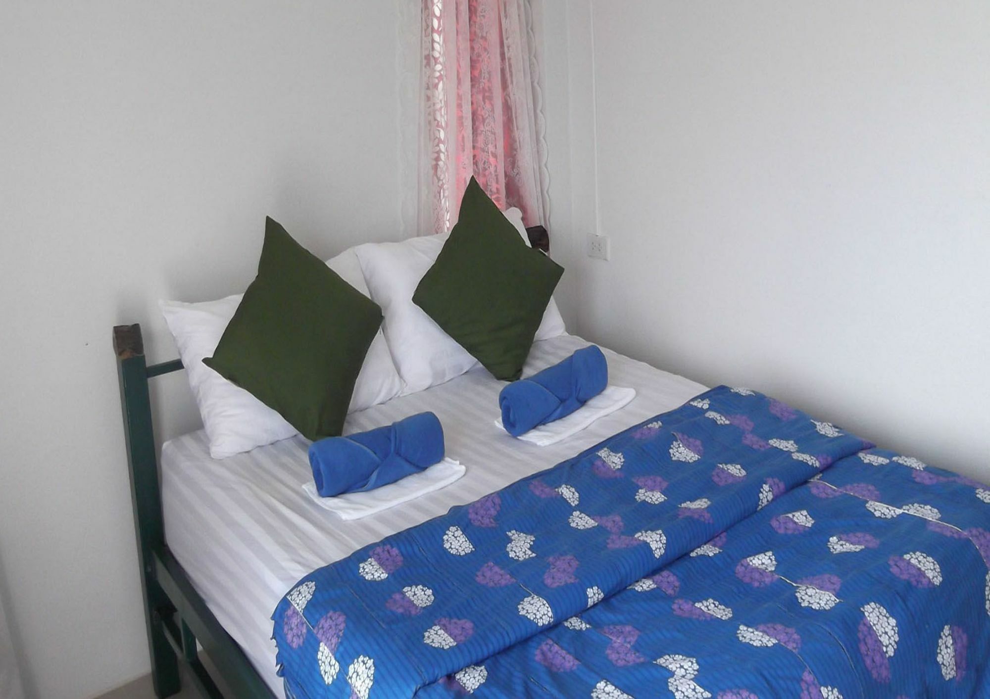 Sichangstyle Resort Ko Si Chang Bagian luar foto